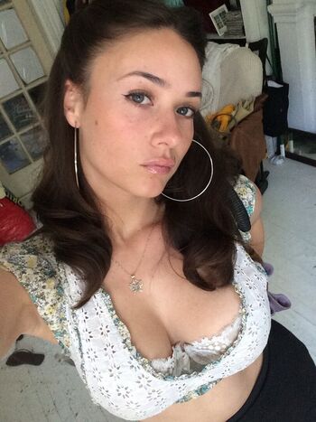 Full leaked Mikaila private photo