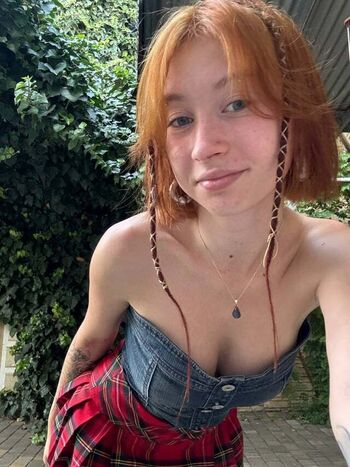 Full leaked Mikaww private onlyfans photo