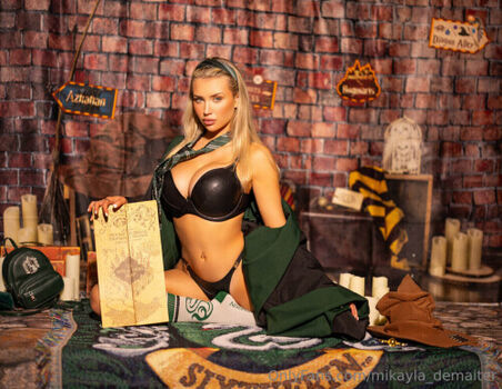 Full leaked Mikayla demaiter page private photo