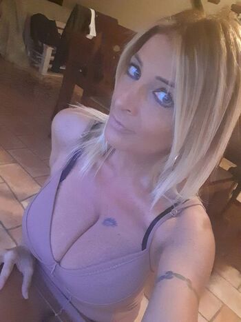 Full leaked Mikela lattanzi private photo