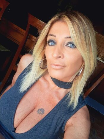 Full leaked Mikela lattanzi private photo
