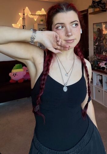 Full leaked Mikiexe private photo