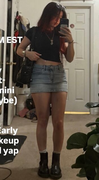 Full leaked Mikiexe page private photo