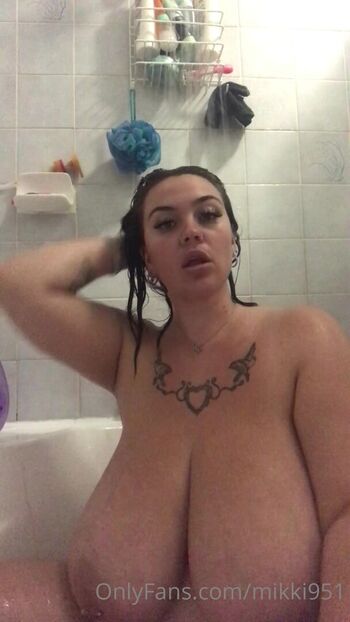 Full leaked Mikki private photo