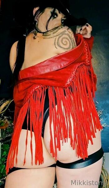 Full leaked Mikkistorm page private photo