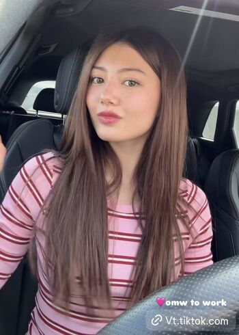 Full leaked Miku martineau private onlyfans photo