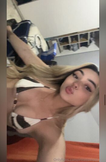 Full leaked Miladaviess private onlyfans photo