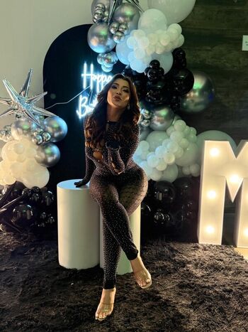 Milagro Flores
