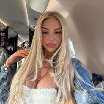 Full leaked Milaneedls page private onlyfans photo