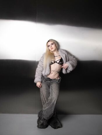 Full leaked Milaserdnay private onlyfans photo