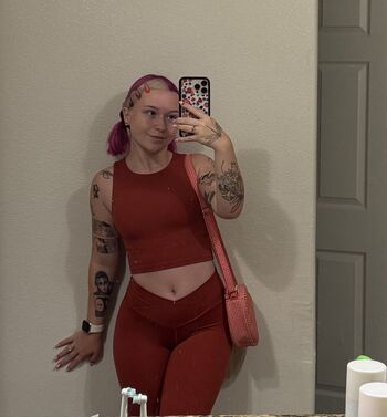 Full leaked Mildhippie private onlyfans photo