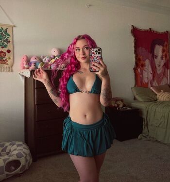 Full leaked Mildhippie private photo