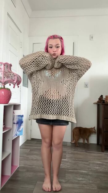 Full leaked Mildhippie private photo