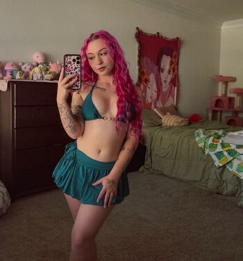 Full leaked Mildhippie private photo
