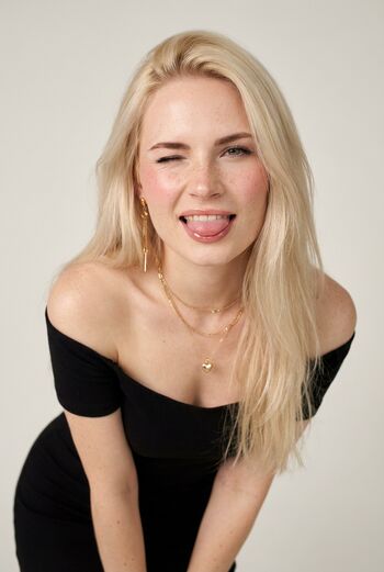 Full leaked Milenamarshmallows private onlyfans photo