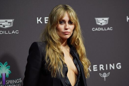 Full leaked Miley cyrus page private onlyfans photo