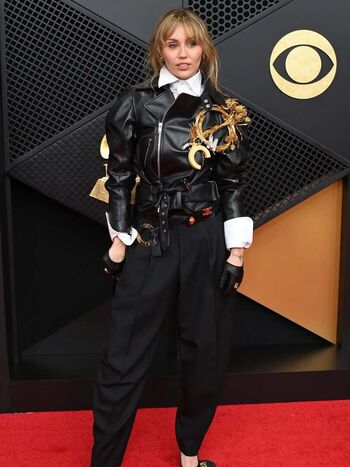 Full leaked Miley cyrus page private onlyfans photo