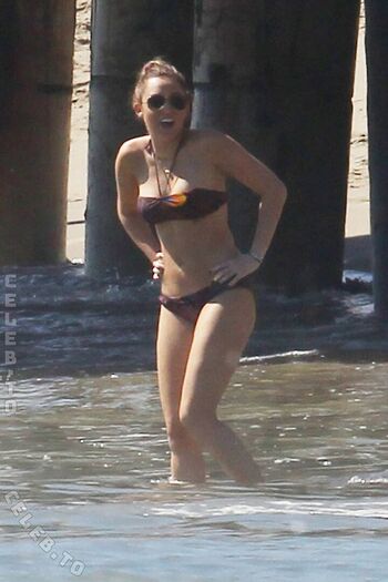 Full leaked Miley cyrus page private onlyfans photo