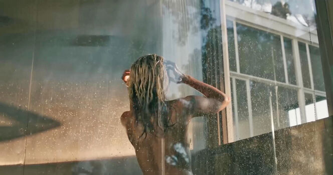 Full leaked Miley cyrus private photo