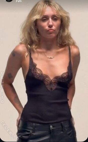 Full leaked Miley cyrus page private photo
