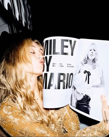 Full leaked Miley cyrus page private photo