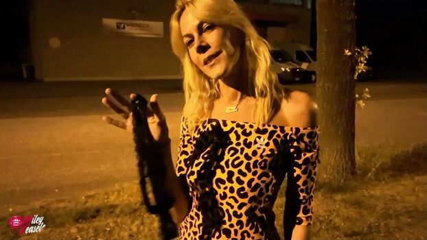Full leaked Mileyweasel private photo