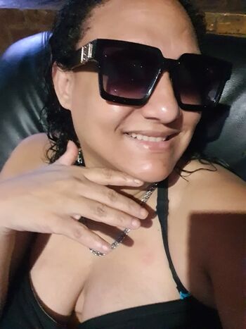 Full leaked Milf miss clare page private onlyfans photo