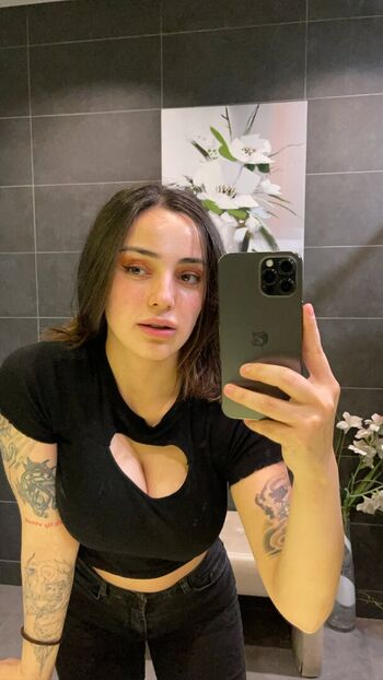 Full leaked Milk seyh private photo