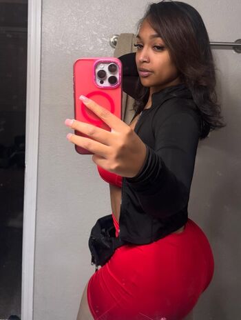 Full leaked Milkchaike private onlyfans photo