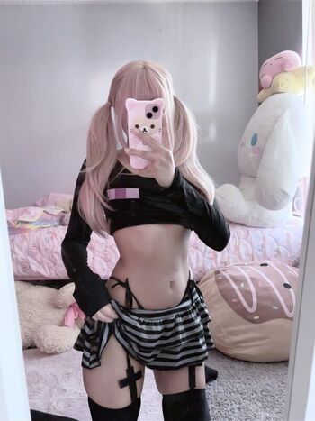 Full leaked Milkiewaifu private photo