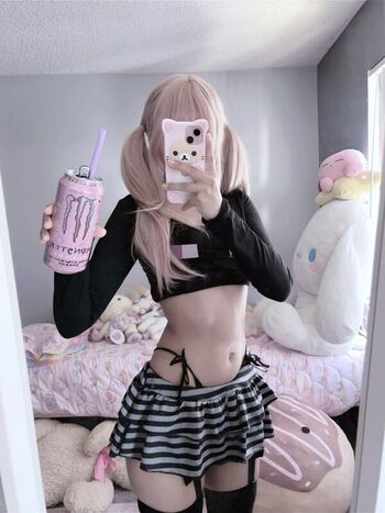 Full leaked Milkiewaifu private photo