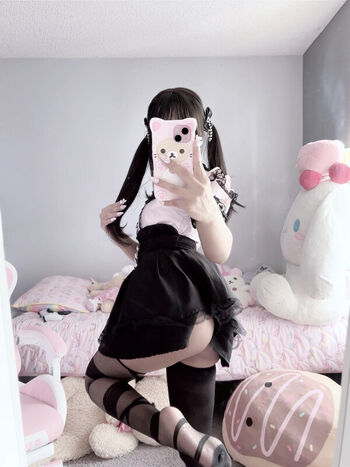 Full leaked Milkiewaifu private photo