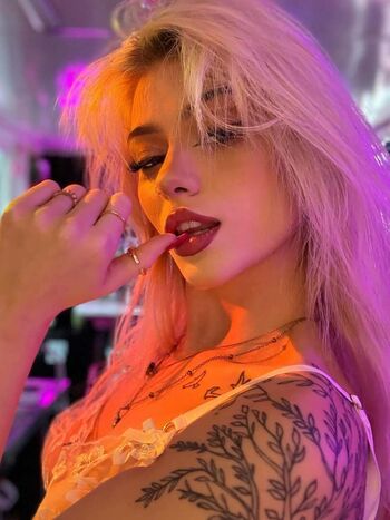 Full leaked Milkme maybe private onlyfans photo