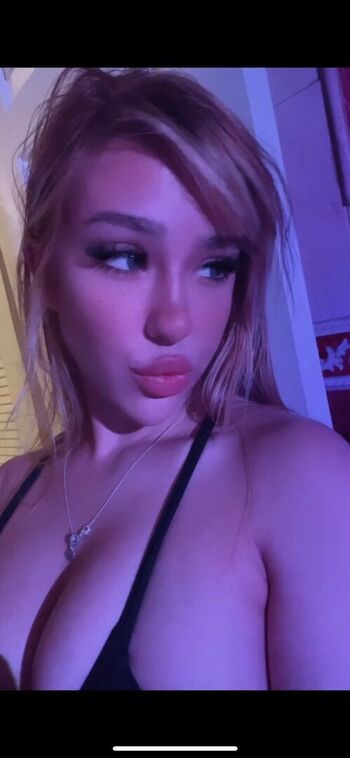 Full leaked Milkylexii private onlyfans photo