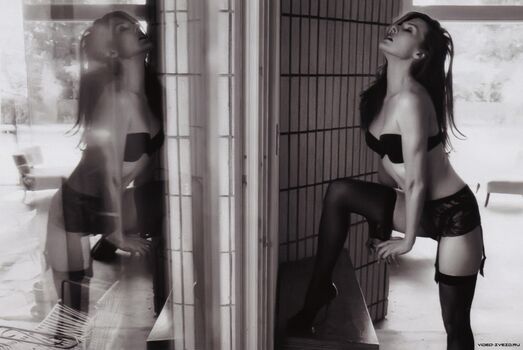Full leaked Milla jovovich private photo