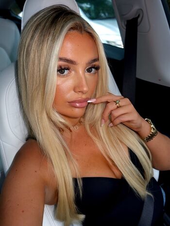 Full leaked Milli tansley private photo