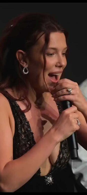 Full leaked Millie bobby brown page private onlyfans photo