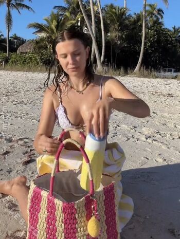 Full leaked Millie bobby brown page private photo