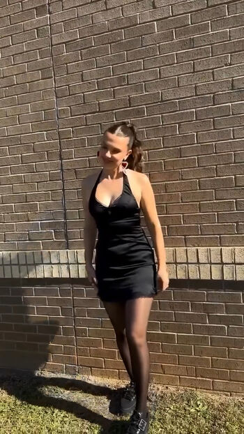 Full leaked Millie bobby brown private photo