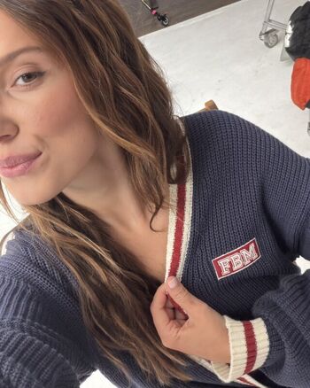Full leaked Millie bobby brown page private photo