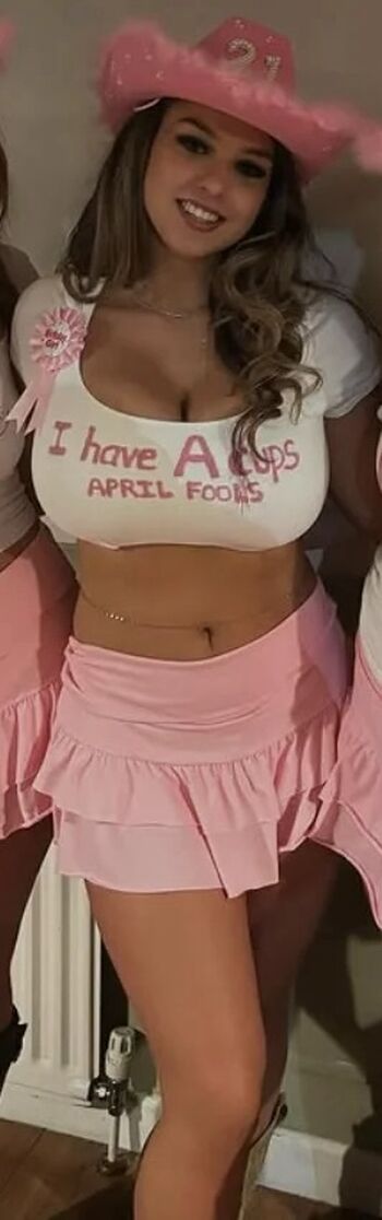Full leaked Millie taylor private photo