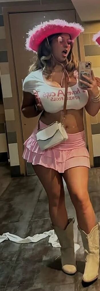 Full leaked Millie taylor private photo