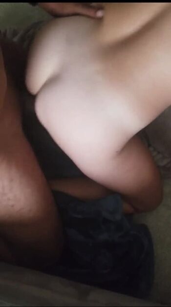 Full leaked Millieebunny private photo