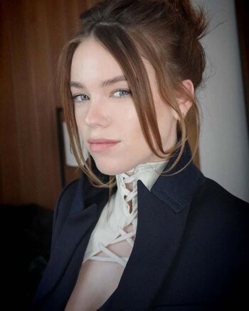 Full leaked Milly alcock page private onlyfans photo