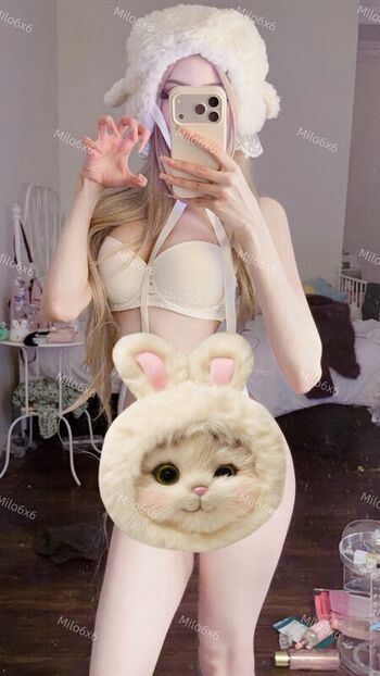 Full leaked Milox private photo
