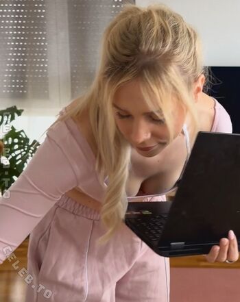 Full leaked Milschbaum page private onlyfans photo