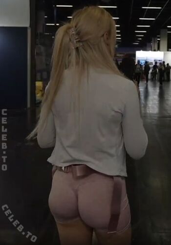 Full leaked Milschbaum private onlyfans photo