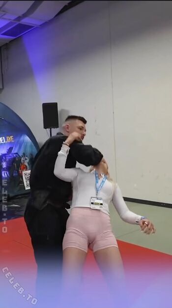 Full leaked Milschbaum private onlyfans photo