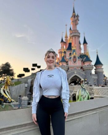 Full leaked Milu castillo private onlyfans photo