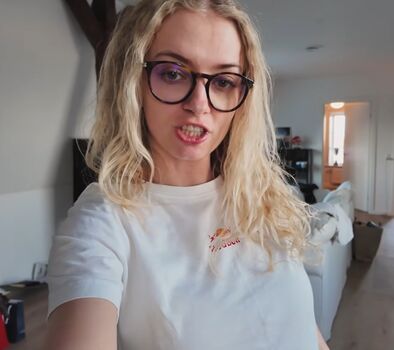 Full leaked Mimi lintrup page private photo